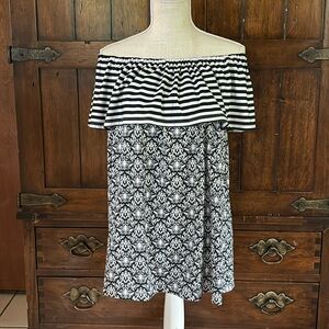 Mely off-shoulder Women’s blouse